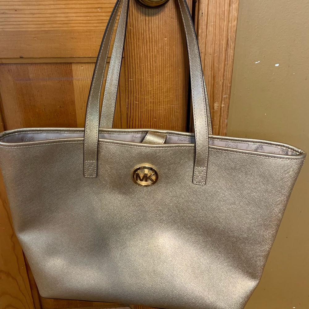 Michael Kors Tote